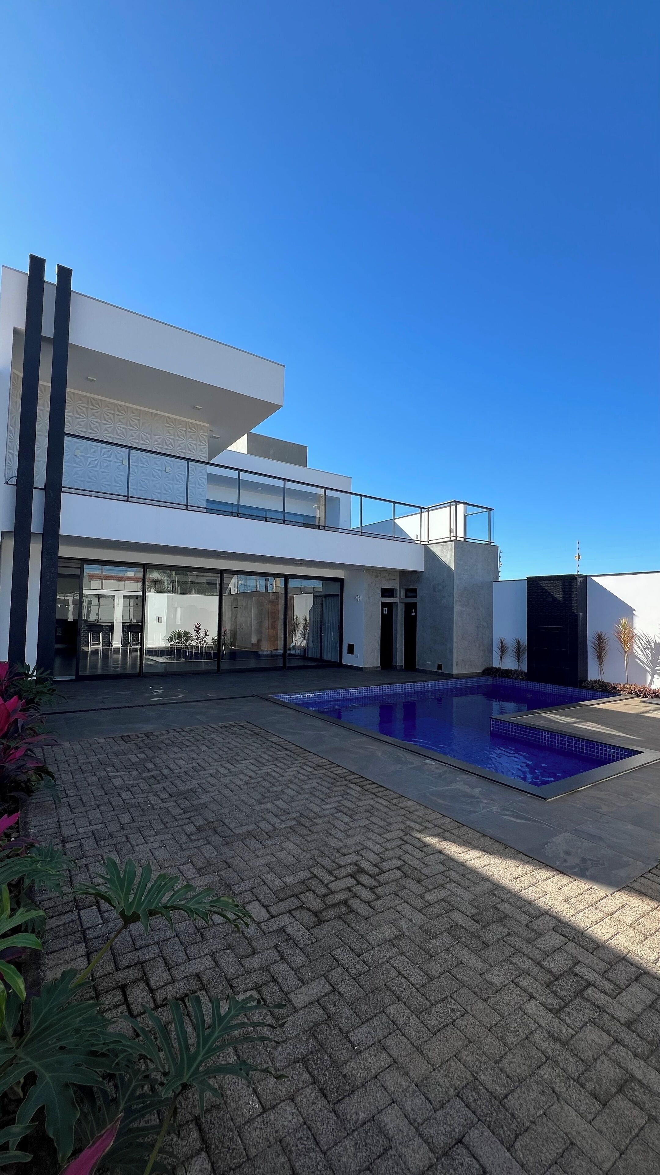 Piscina externa, piscina aquecida