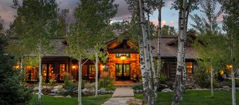 Abode at Teton Game | Sweeping Estate with 3 Cabins