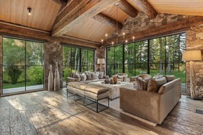 Smart TV, fireplace, offices