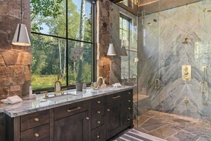 Shower, hair dryer, shampoo - Abode at Teton Game, sweeping estate with 3 cabins (Wilson)