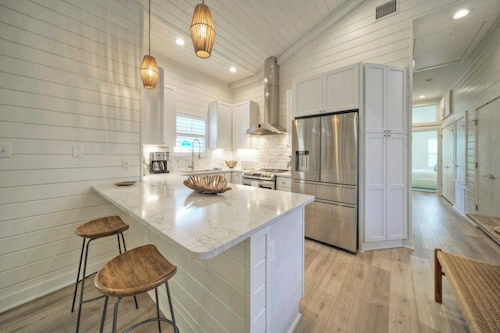 Sleeps 18 2 Beach Homes w/ 2 Pools, Playground, Covered Patios Pirates Bay by Avantstay