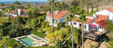 House (Multiple Bedrooms) | Front of property