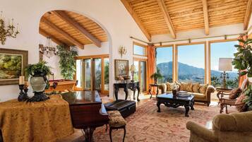 House (Multiple Bedrooms) | Interior