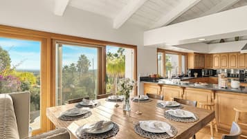 Villa (Multiple Bedrooms) | Interior