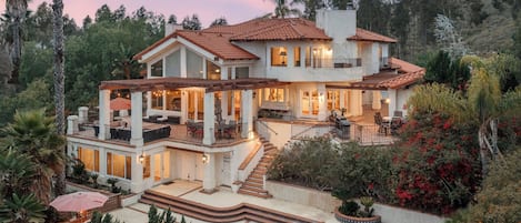 House (Multiple Bedrooms) | Interior