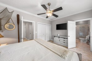 5 bedrooms, iron/ironing board, free WiFi, bed sheets