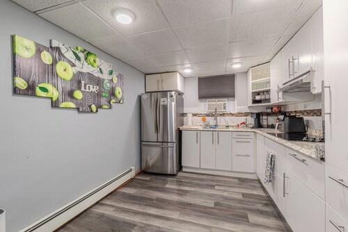 Cozy 3B near Beach/Boston