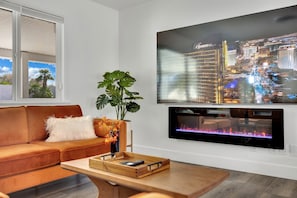 Smart TV, fireplace, video games, table tennis