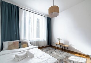 1 chambre, fer et planche à repasser, Wi-Fi, draps fournis