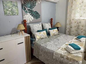 2 Schlafzimmer, Bügeleisen/Bügelbrett, WLAN, Bettwäsche