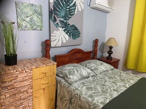 2 多间卧室、熨斗/熨衣板、WiFi、床单