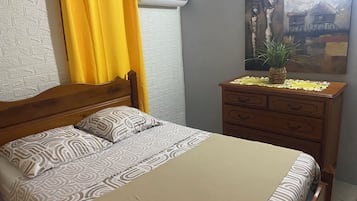 2 chambres, fer et planche Ă repasser, Wi-Fi, draps fournis