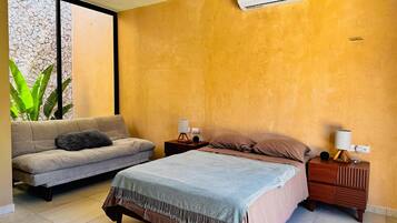 1 bedroom, iron/ironing board, internet, bed sheets