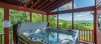 Marshall Skyline Retreat: Blue Ridge Mountain Home | Hot Tub | Game Room