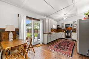 Microwave, oven, stovetop, dishwasher