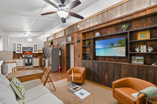 Delightful 2-bedroom cottage in charming Georgetown