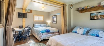 Bungalow 2: Boji Bunkhouse Bungalow