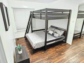 3 bedrooms, iron/ironing board, travel cot, free WiFi