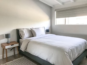 4 bedrooms, WiFi, bed sheets