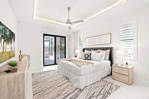 5 bedrooms, desk, iron/ironing board, travel cot