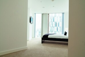2 bedrooms, iron/ironing board, WiFi, bed sheets - Luxury 2 Bed apartment Deansgate (Manchester)