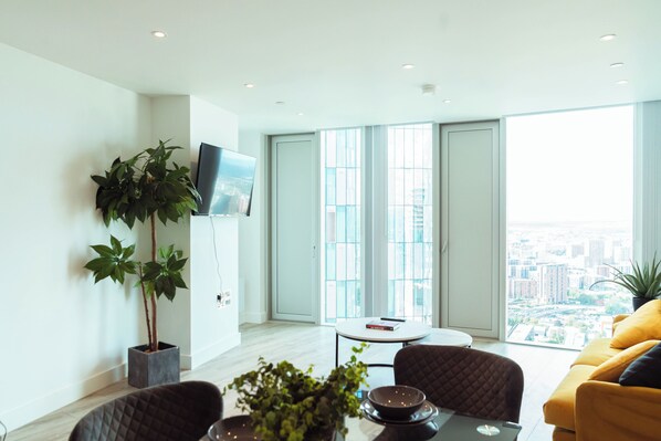 Living area - Luxury 2 Bed apartment Deansgate (Manchester)
