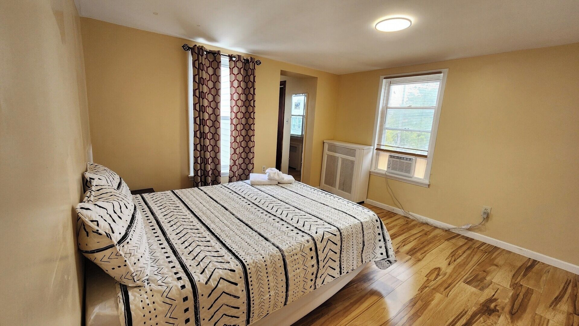 3 bedrooms, WiFi, bed sheets