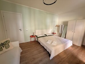 1 bedroom, free WiFi, bed sheets, wheelchair access