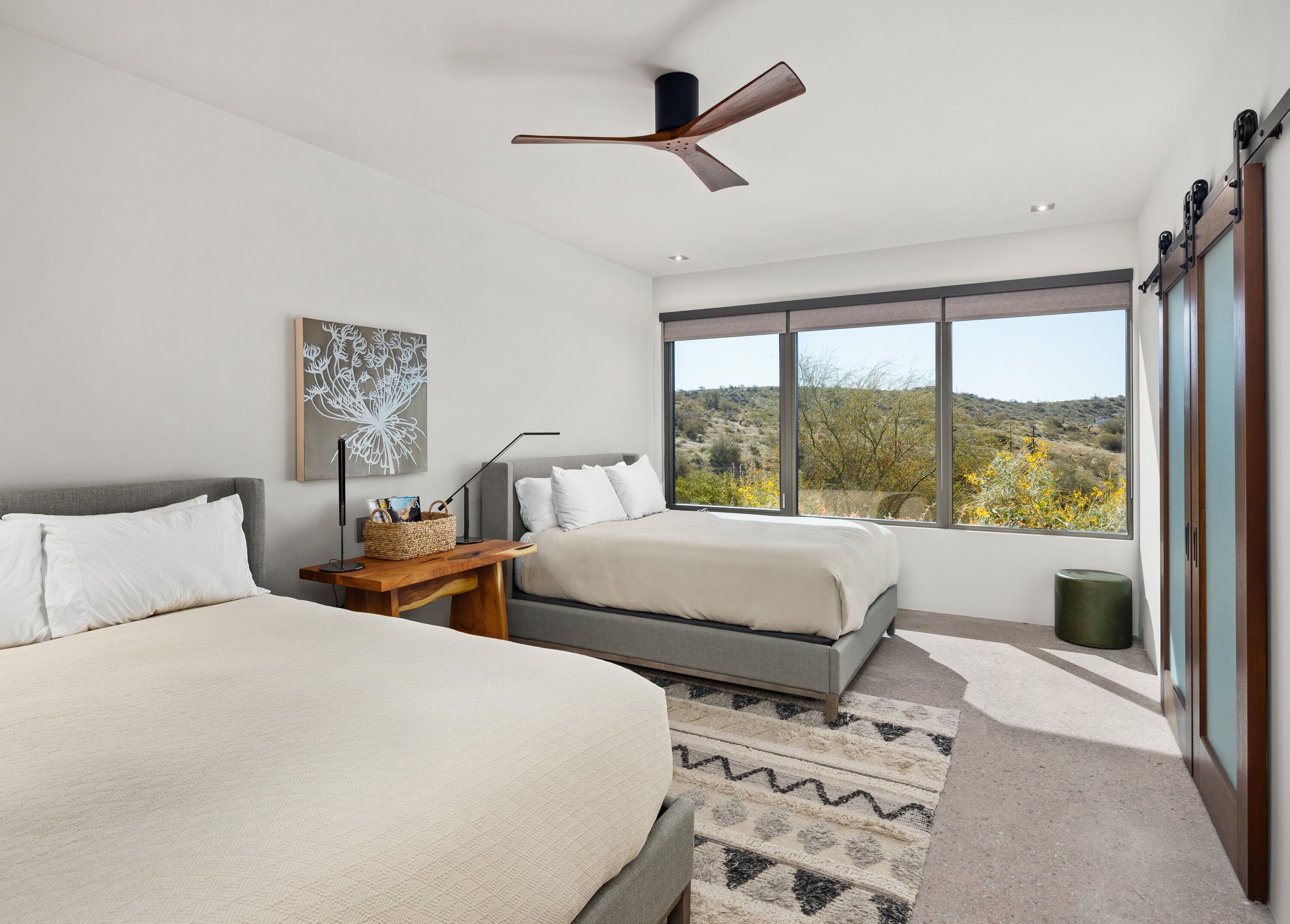 10 bedrooms, desk, iron/ironing board, travel cot