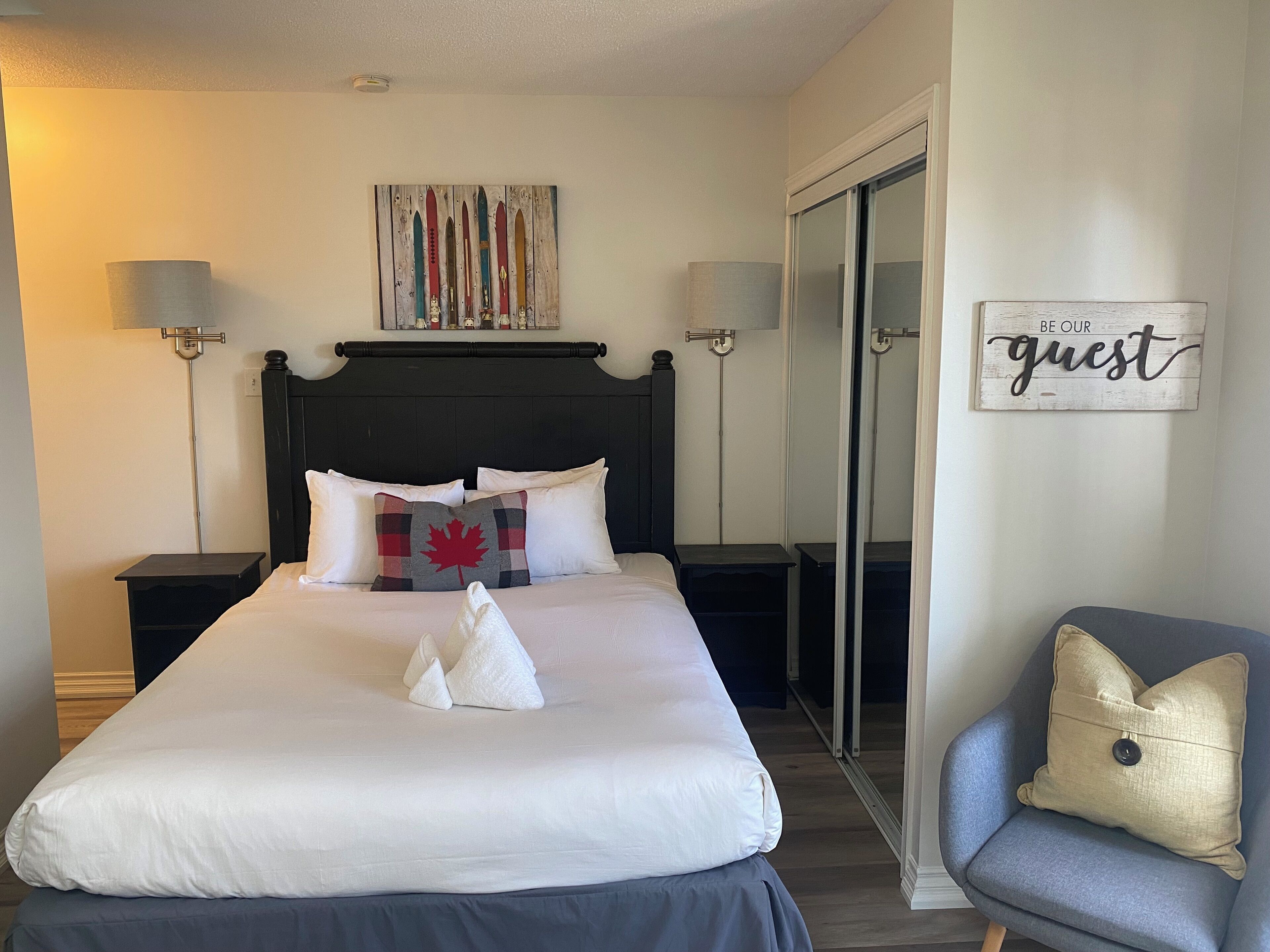 2 bedrooms, iron/ironing board, WiFi (free), bed sheets