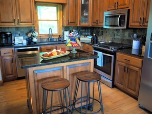 Microondas, horno, parrilla de estufa y lavavajillas 