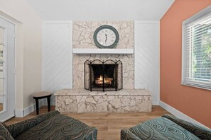 Interior - SunSet Vacations Villa (Cape Coral)