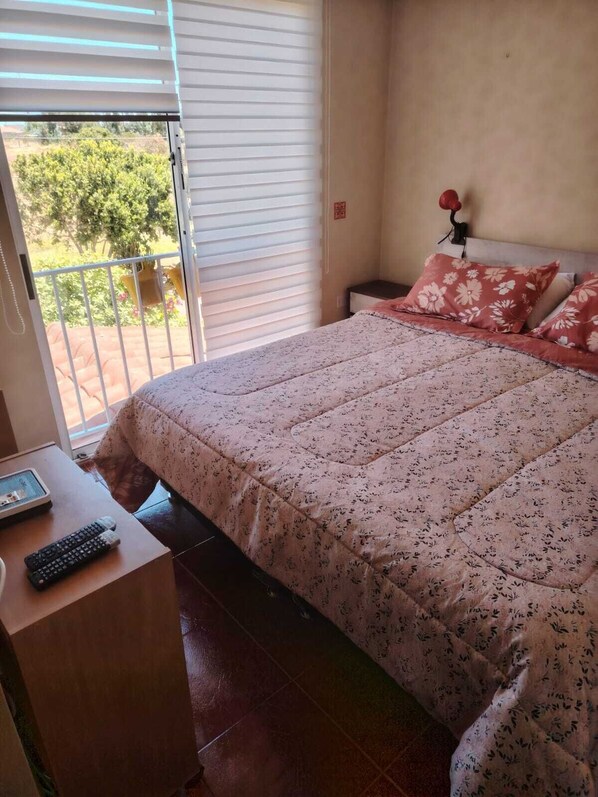 4 bedrooms, Internet, bed sheets