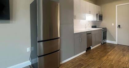 411 Modern Brand New Studio Apartment