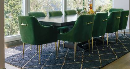 This stunning home enjoys breathtaking uninterrupted views in complete privacy!