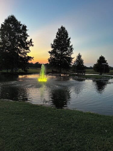 Safe, secure and secluded 2-bedroom apartment outside city limits of Alexandria.