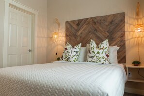 1 slaapkamer, een strijkplank/strijkijzer, wifi, beddengoed