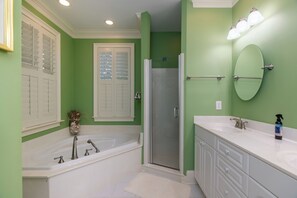 Shower, towels