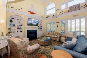 テレビ、テーブルサッカー台