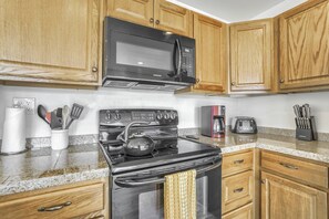 Fridge, microwave, dishwasher, coffee/tea maker