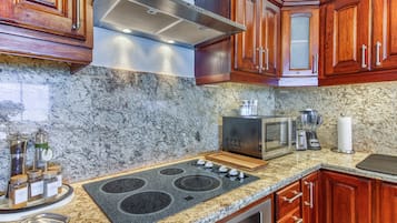 KĂžleskab, mikrobĂžlgeovn, ovn, kogeplade