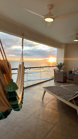 Property grounds. High Rise Beachfront Condo
-Stay@Valentino-
