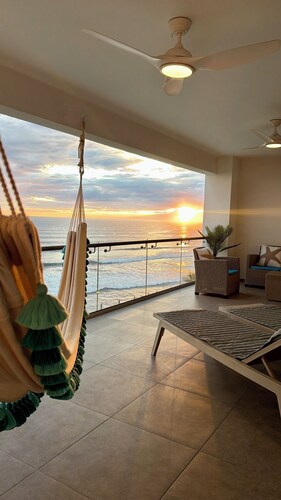 High Rise Beachfront Condo
       -Stay@Valentino-