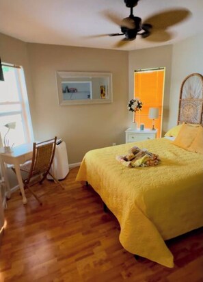 1 bedroom, iron/ironing board, free WiFi, bed sheets