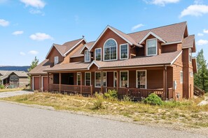 Exterior - Dog-Friendly Stay | Near Trails in Silverthorne (Silverthorne)