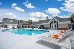 Pool - New Modern Comfort with Pool and Clubhouse (Columbia)