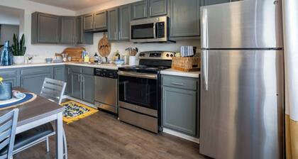 New Modern Comfort with Pool and Clubhouse