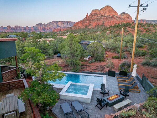 Outdoor pool, a heated pool