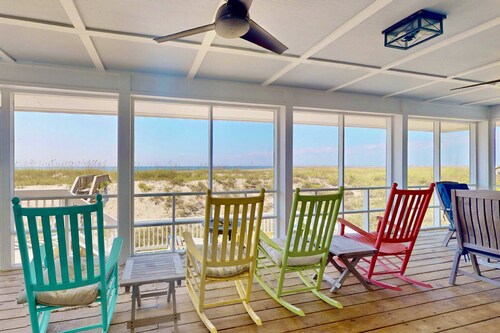 Oceanfront Home, Stunning Sunsets, 3 Owner Suites, Club w/Golf, Large Oceanview Deck, Dog Friendly