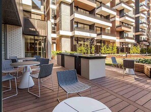 屋外ダイニングエリア